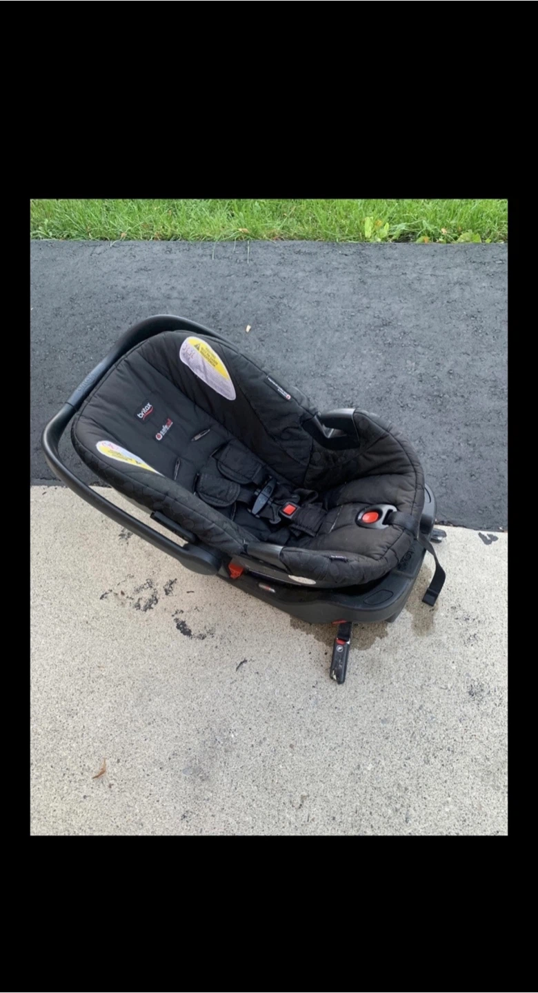 Britax B-Safe 35 Infant Car Seat - photo 2