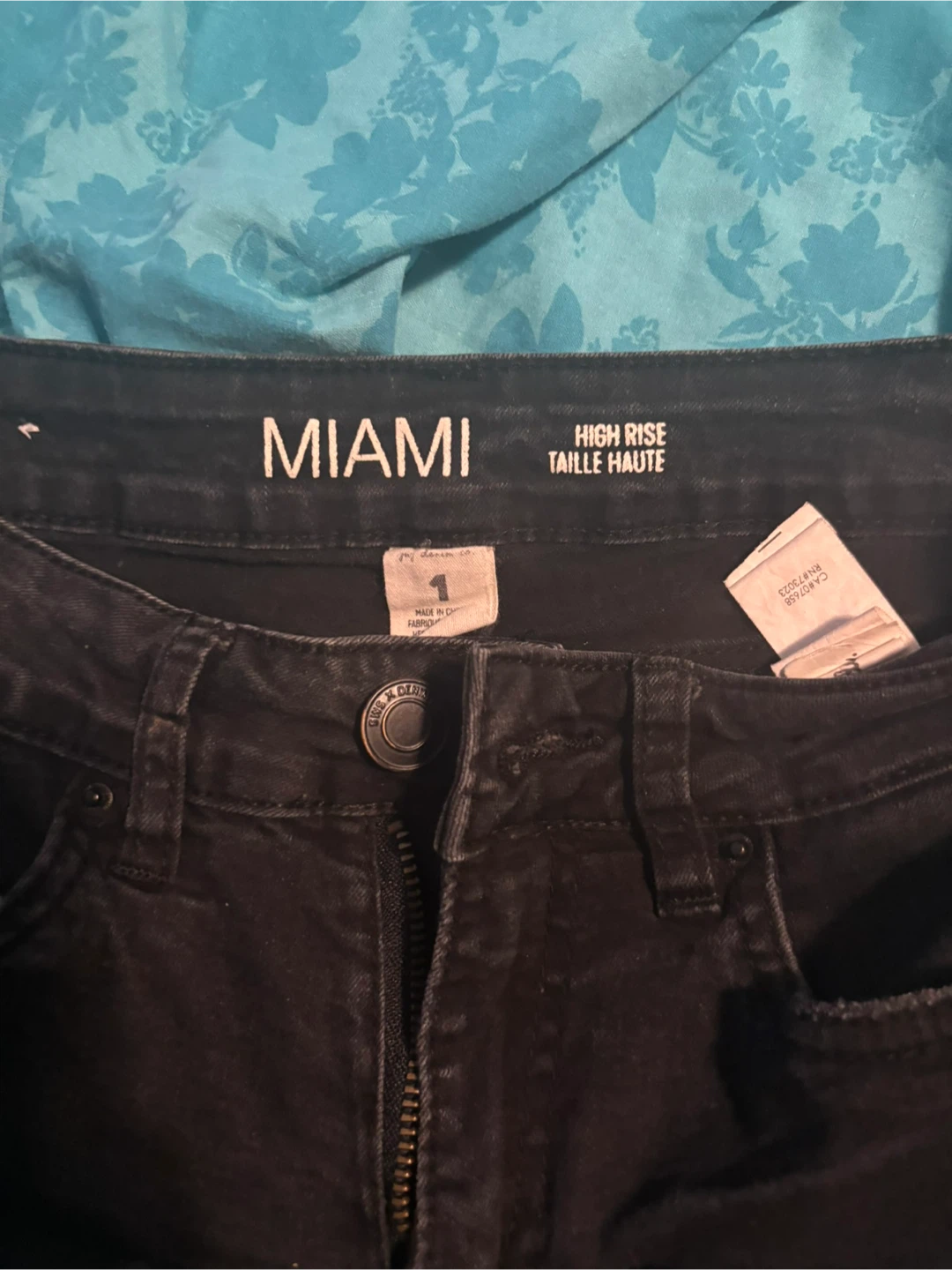Miami Black High Rise Denim Shorts Size 1 - photo 2