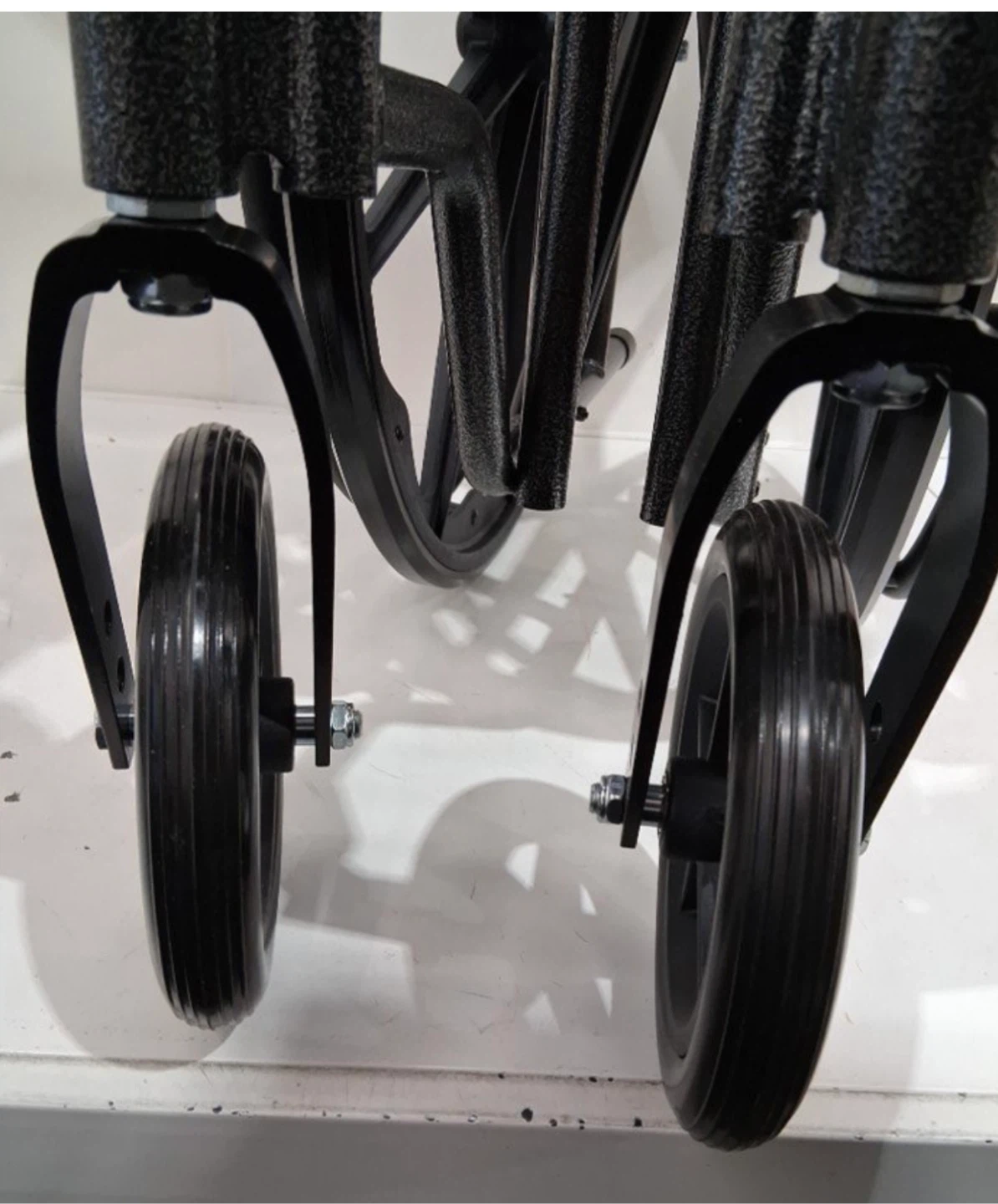 Medline Guardian K1 wheelchair - photo 4