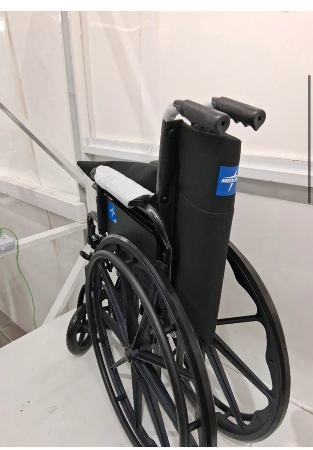 Medline Guardian K1 wheelchair - photo 3