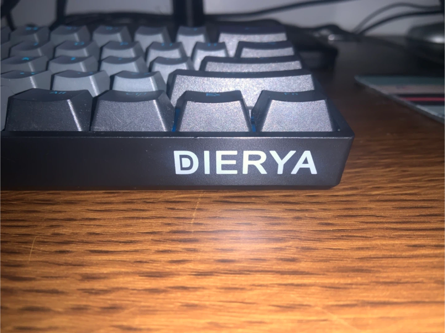 DIERYA DK61 Mechanical Keyboard - RGB