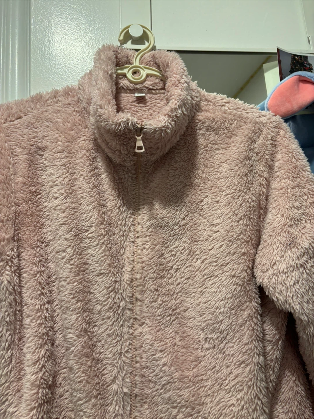 Uniqlo Pink Fleece Jacket - photo 5