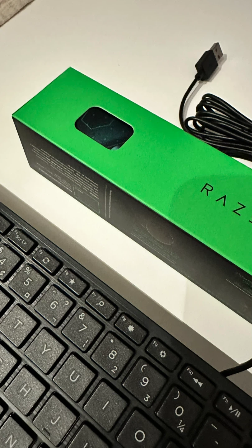 Acer Full Setup Gaming PC with Razer Mousepad - photo 5