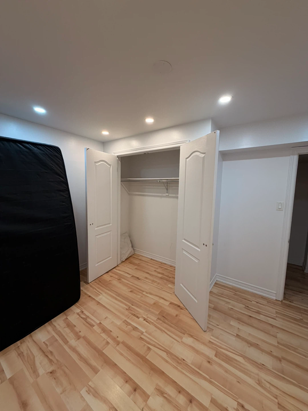 1 private bedroom for rent - photo 2