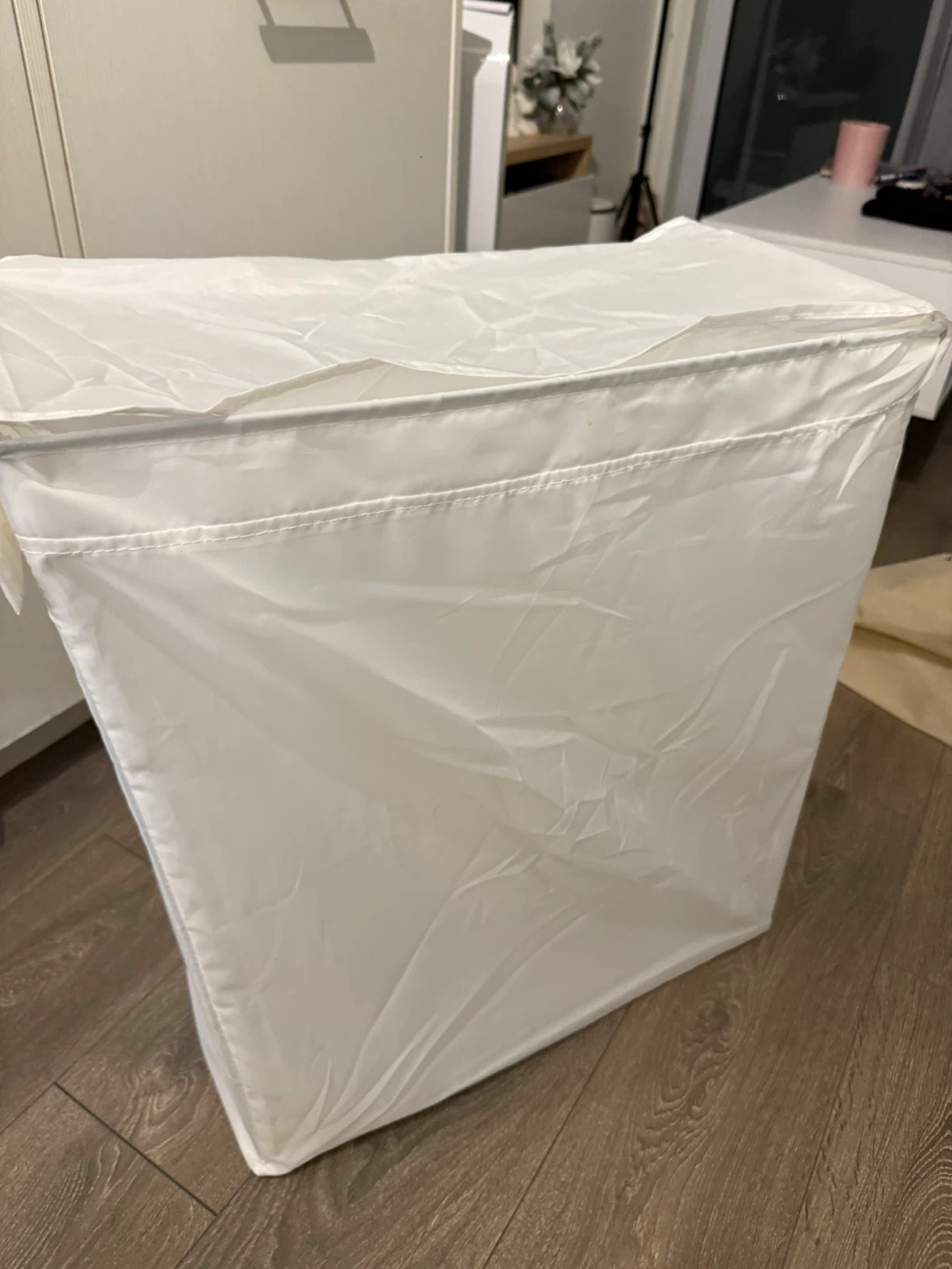 White Laundry Hamper: ikea