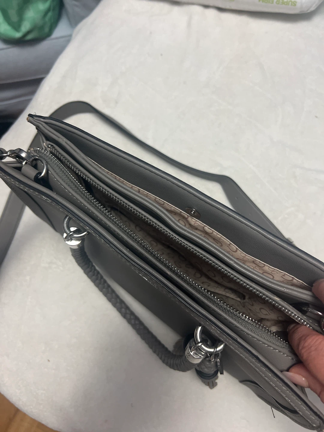 Guess Grey Satchel Bag - photo 2