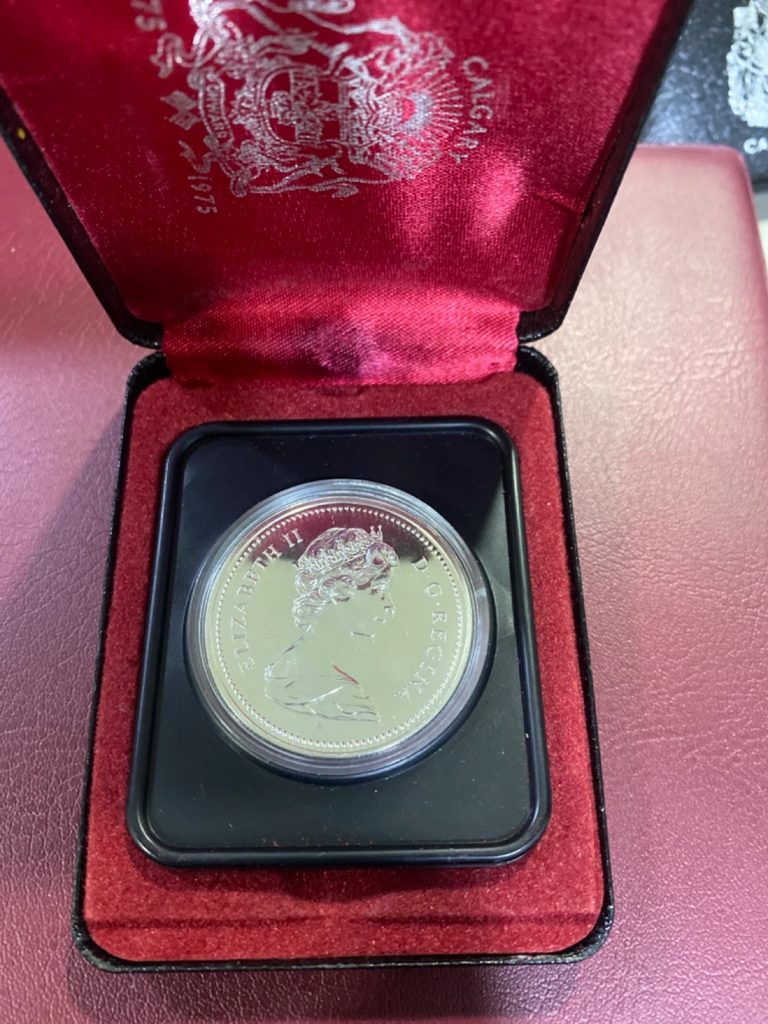 1875-1975 Calgary Centennial Canada Dollar Coin - photo 4