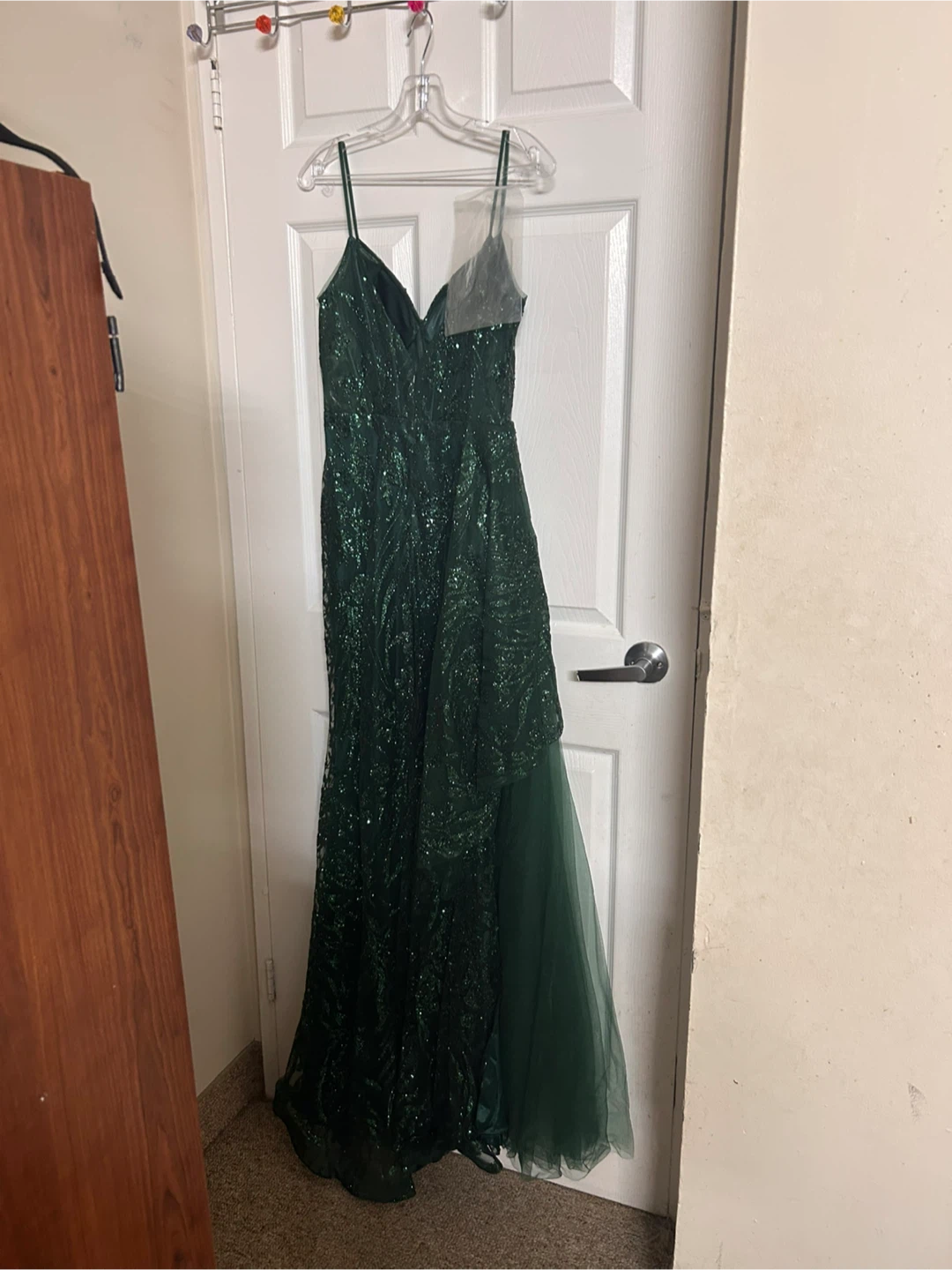 Emerald Green Sequin & Glitter Prom Dress - photo 2