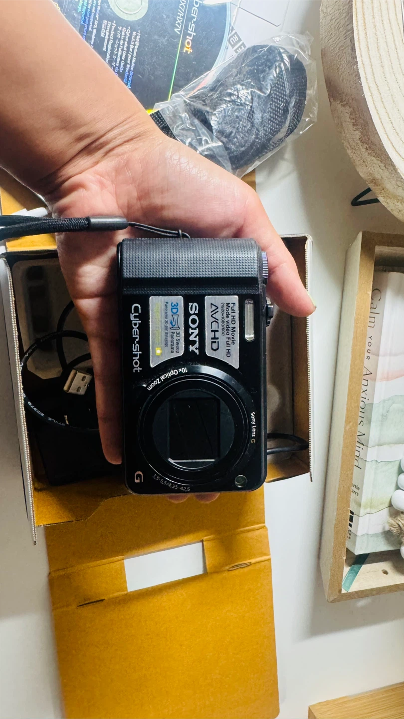 Sony Cyber-shot DSC-HX7V Digital Camera - photo 3