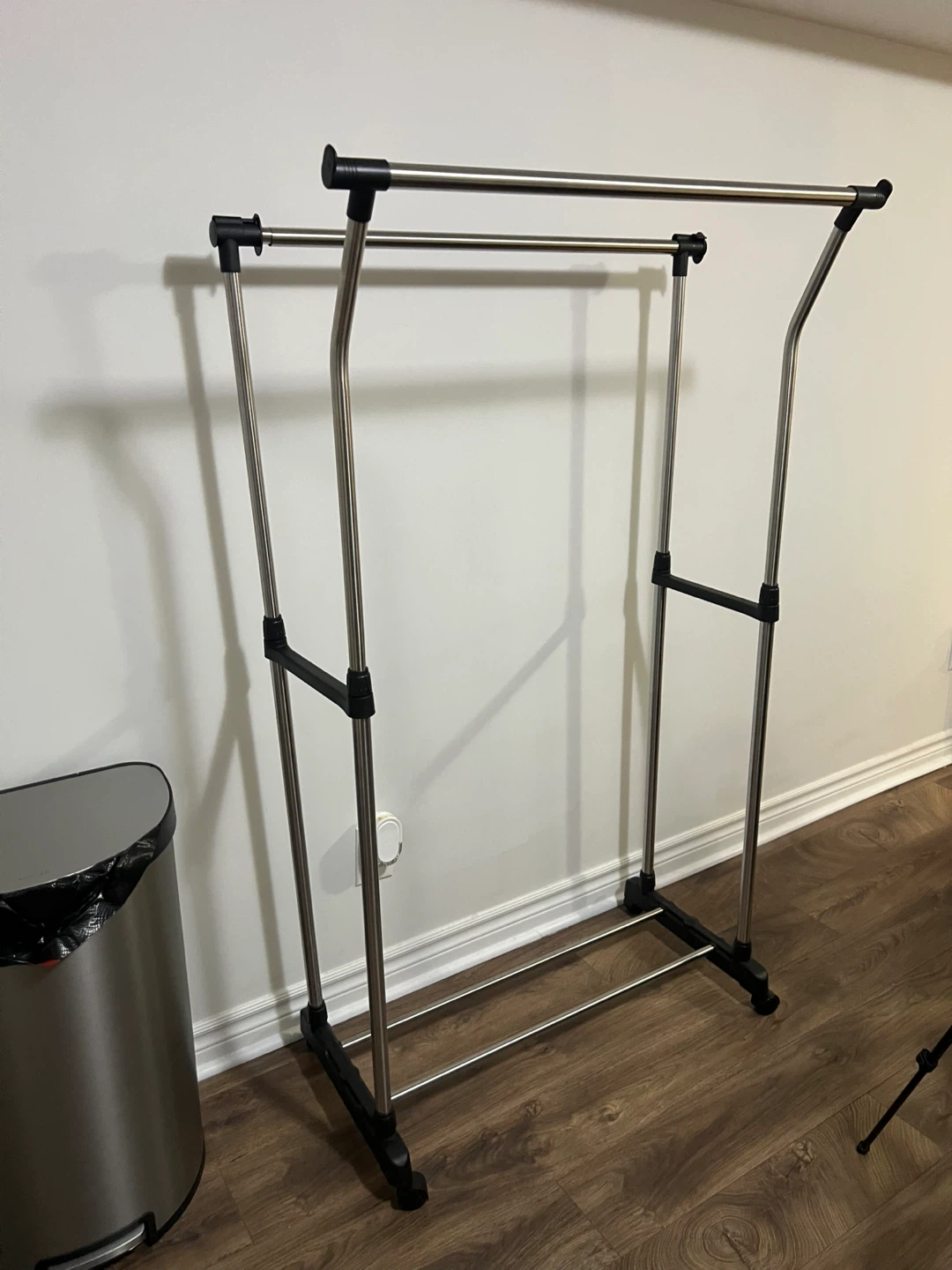 Adjustable Double Rod Clothes Rack - photo 2