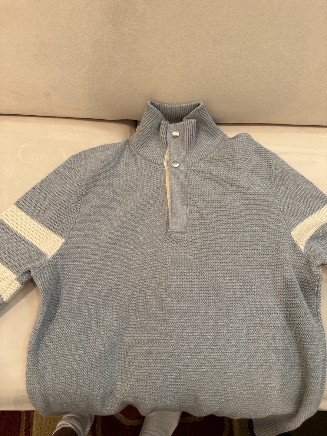 Banana Republic Pullover Sweater - Size M - photo 3