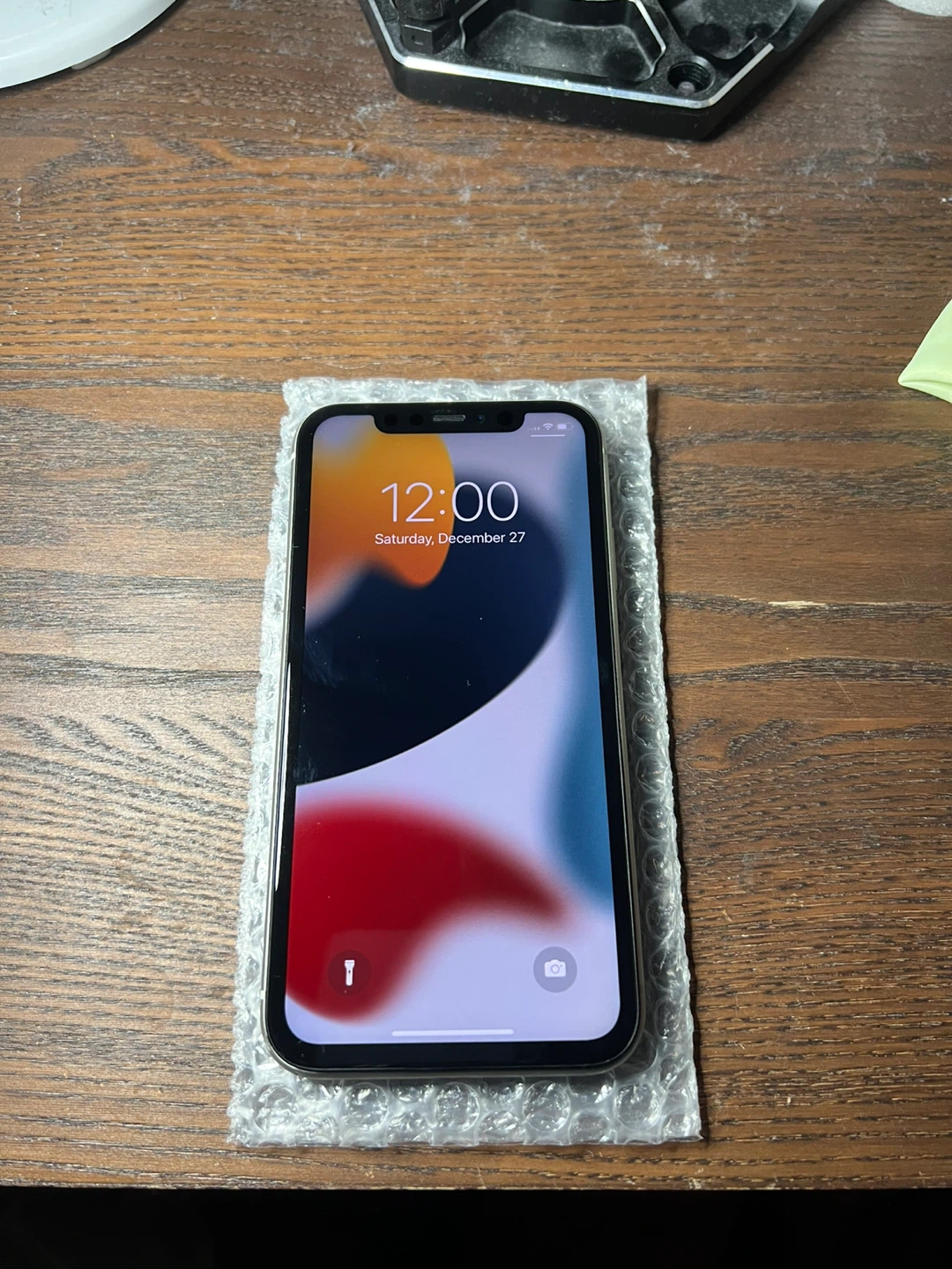 iPhone 11 64gb Unlocked (white) - photo 3