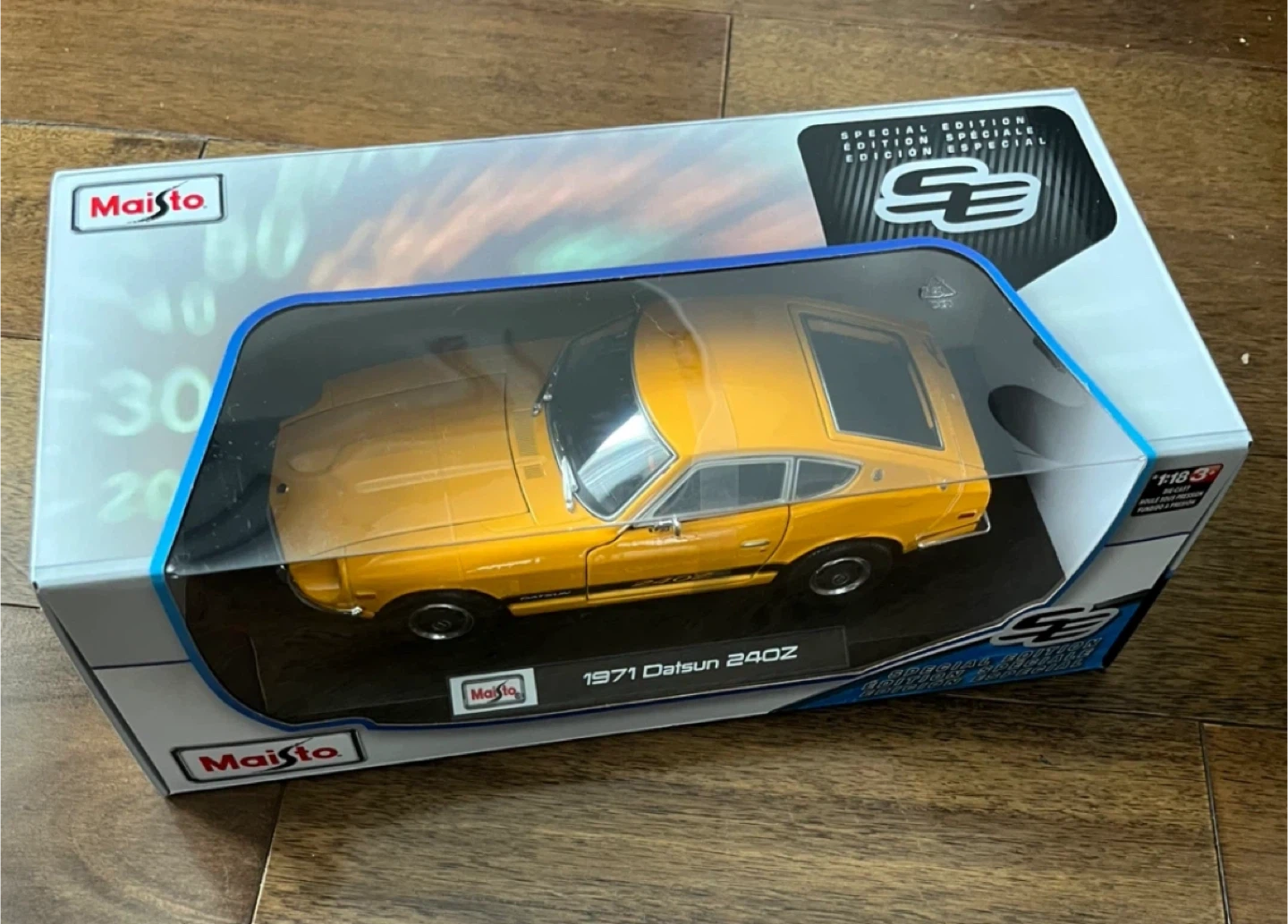 Maisto 1971 Datsun 240Z Special Edition Diecast Car
