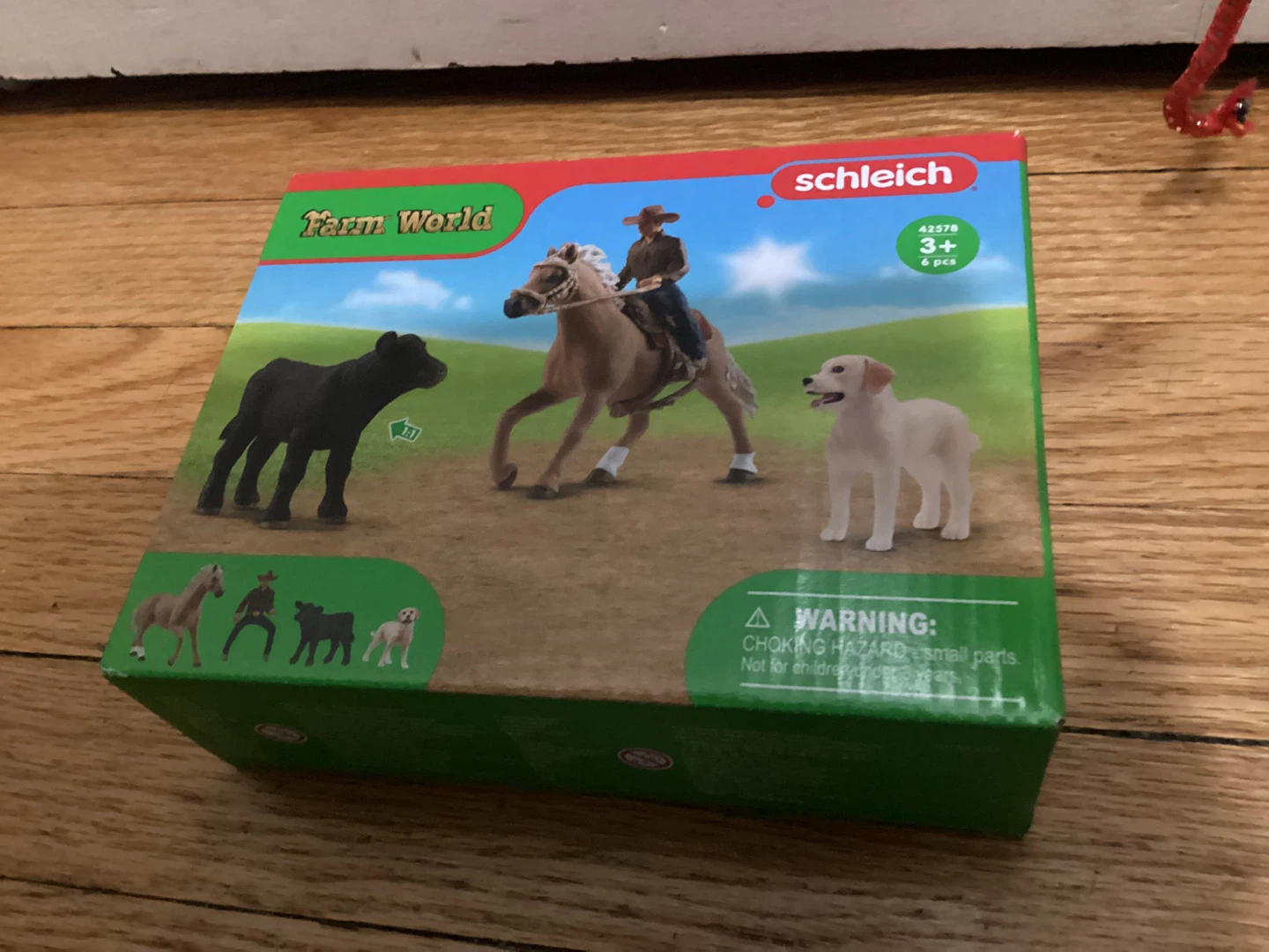 Schleich Farm World 42578 - New in Box!