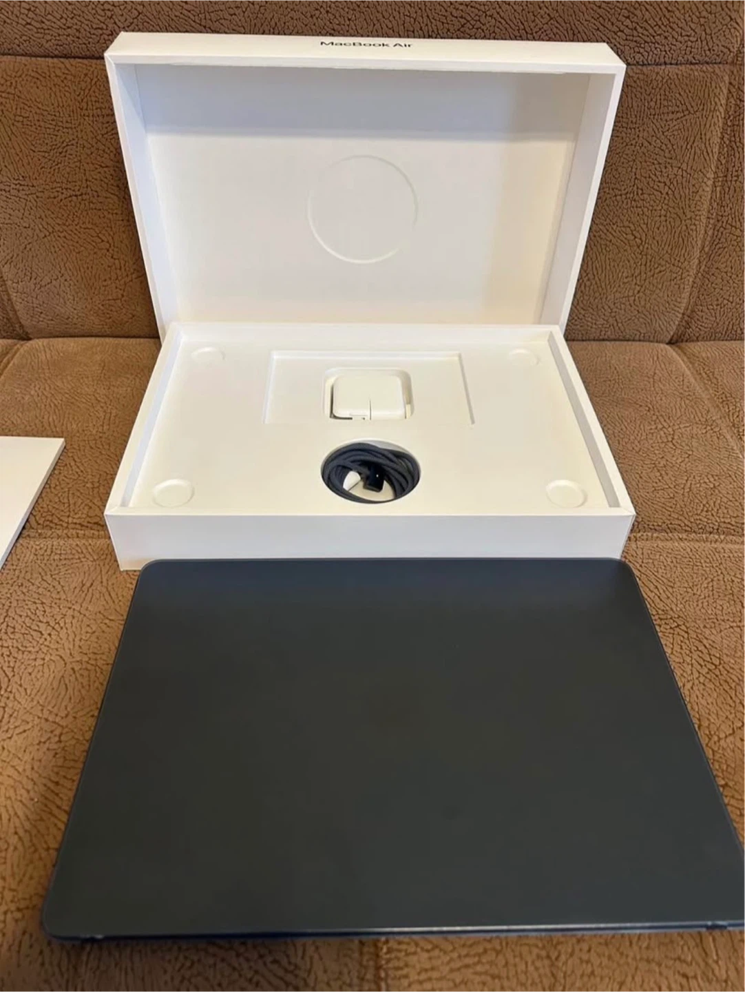 Macbook Air 13-inch M4 Chip 16GB 256GB - photo 3