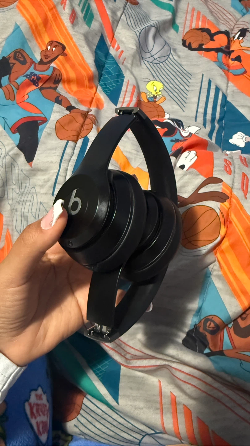 Beats Solo 4 - Matte Black