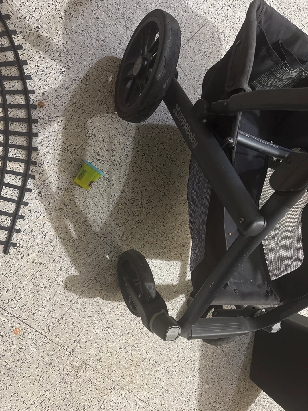 UPPAbaby Vista Stroller - Black - photo 5