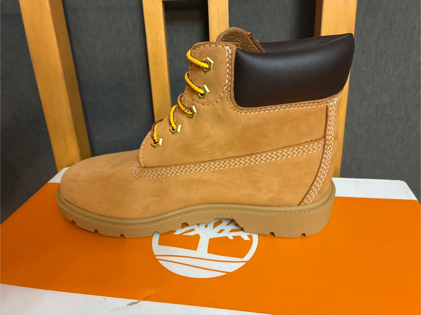 Timberland Classic 6-Inch Waterproof Boots - Youth Size 2 - photo 3