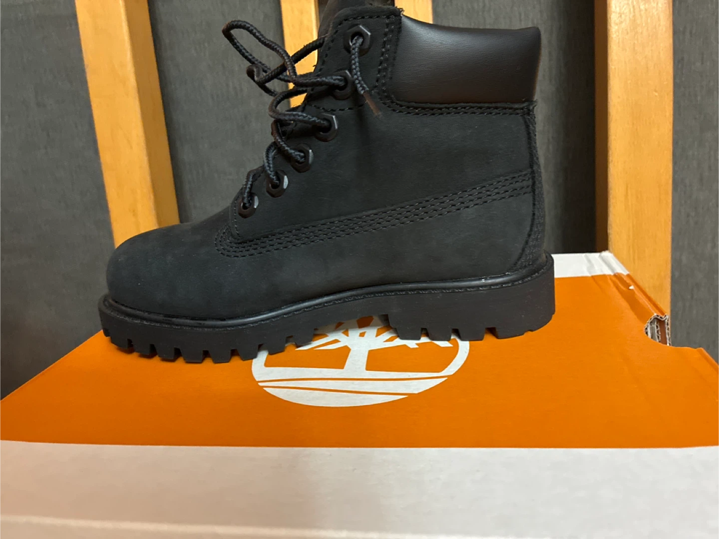 Timberland Premium 6-Inch Waterproof Boots - Size 10 Toddler - photo 3