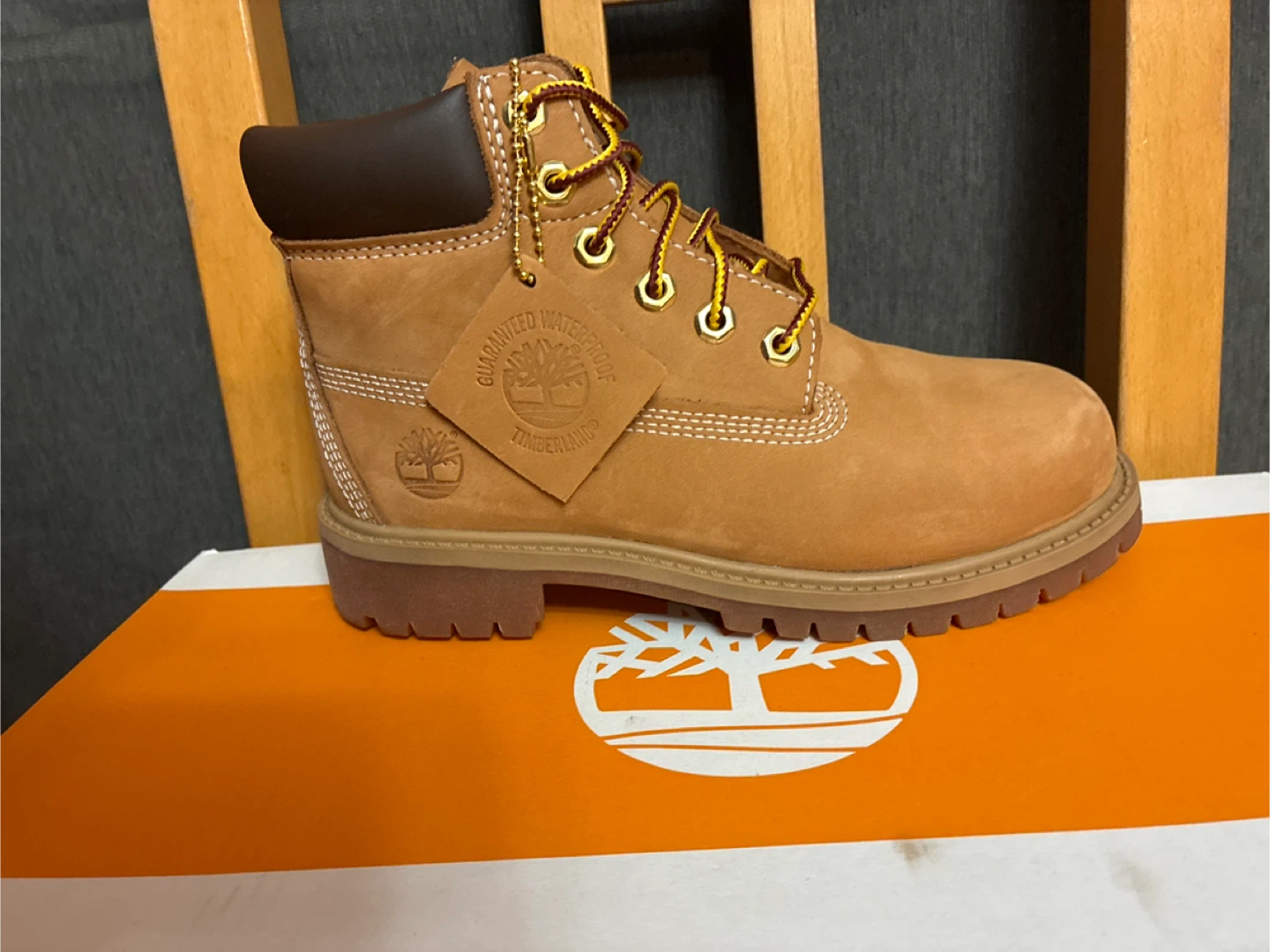 New Timberland Premium 6-Inch Waterproof Boot - Youth Size 1