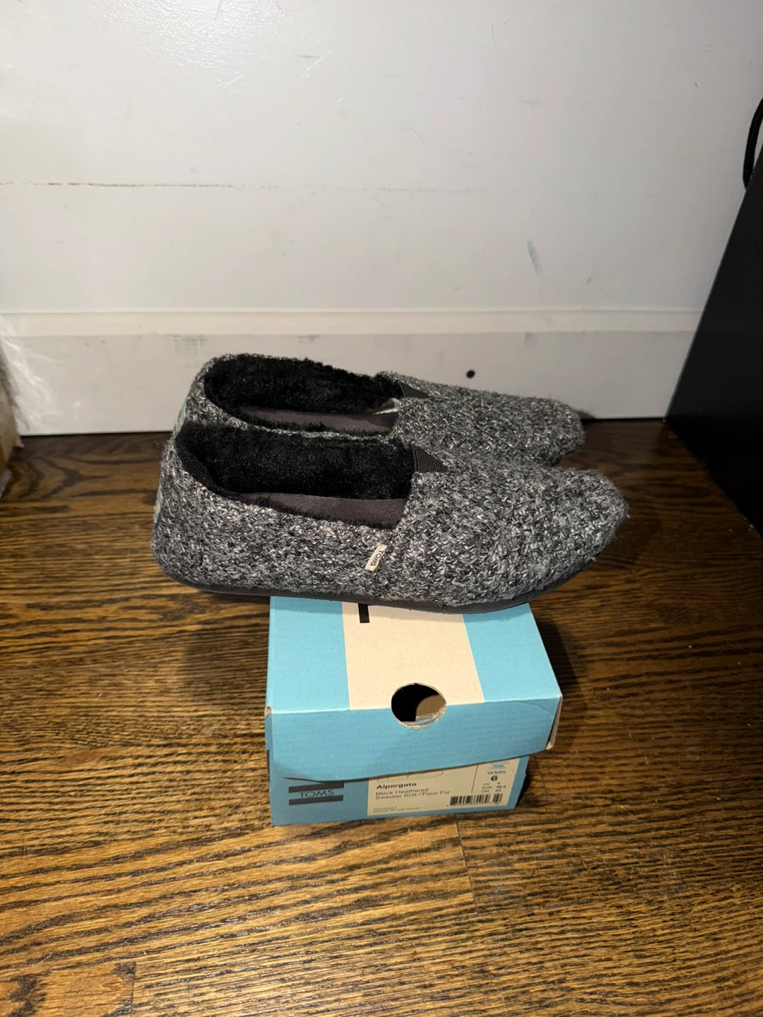 TOMS Alpargata Gray Wool Shoes - Size 6 - photo 2