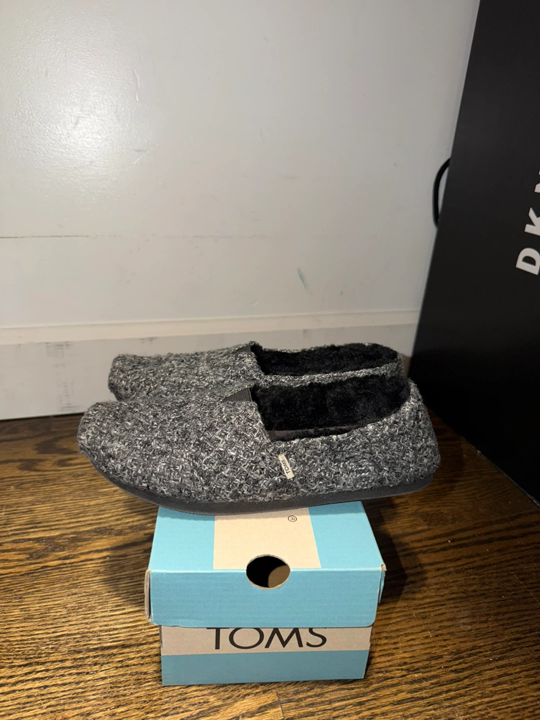 TOMS Alpargata Gray Wool Shoes - Size 6 - photo 4