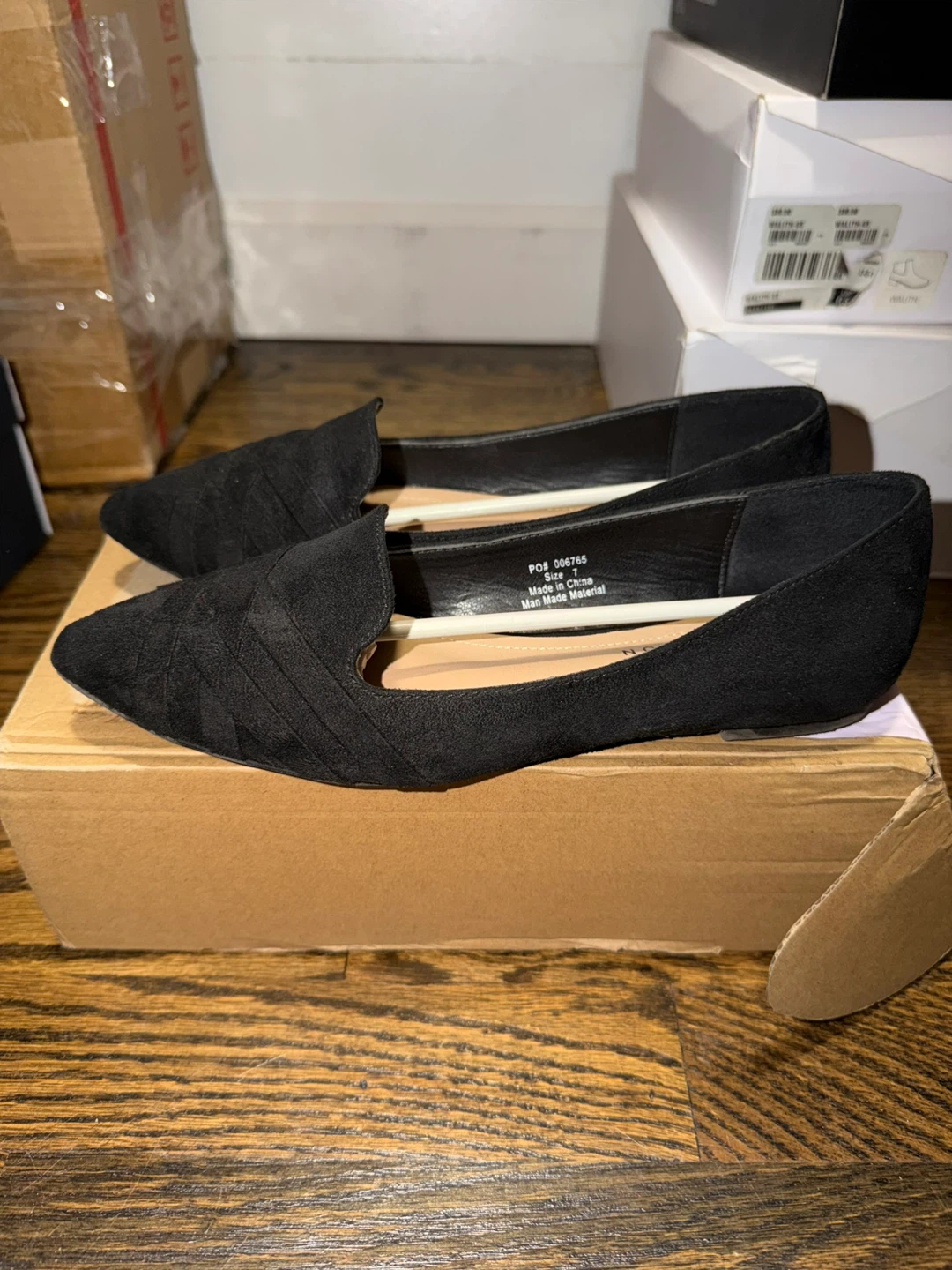 Journee Collection Mindee Black Flats - Size 7 - photo 4