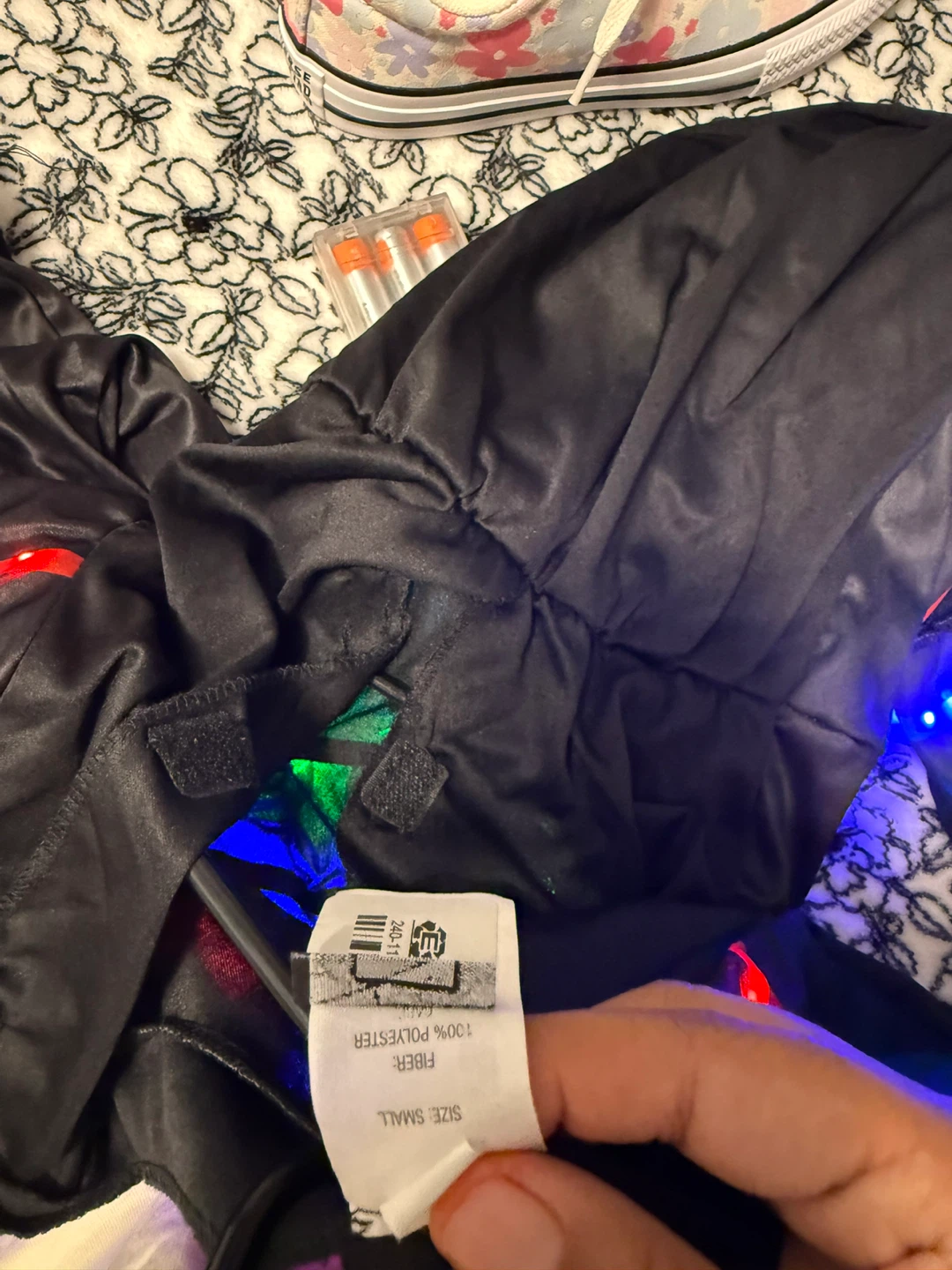 Light Up Costume Size Small - photo 4