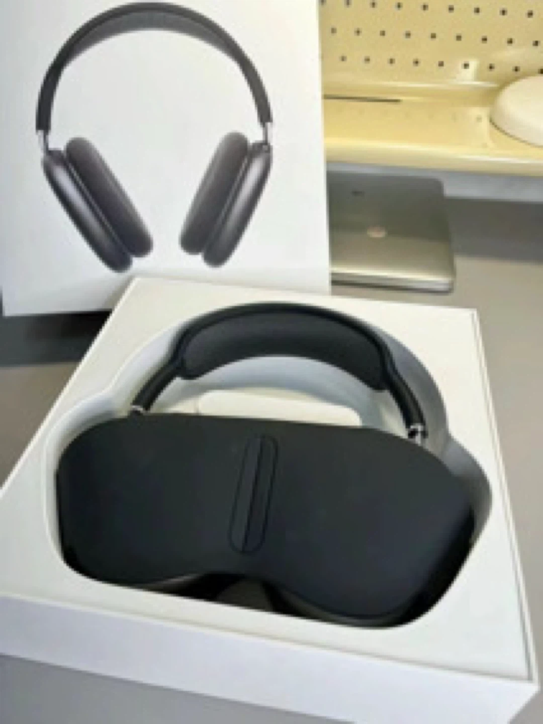 Apple AirPods Max - Space Gray - photo 2