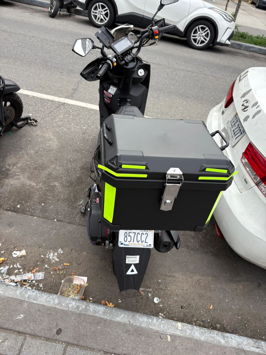 2024 VT MOTO X200 Scooter - Black