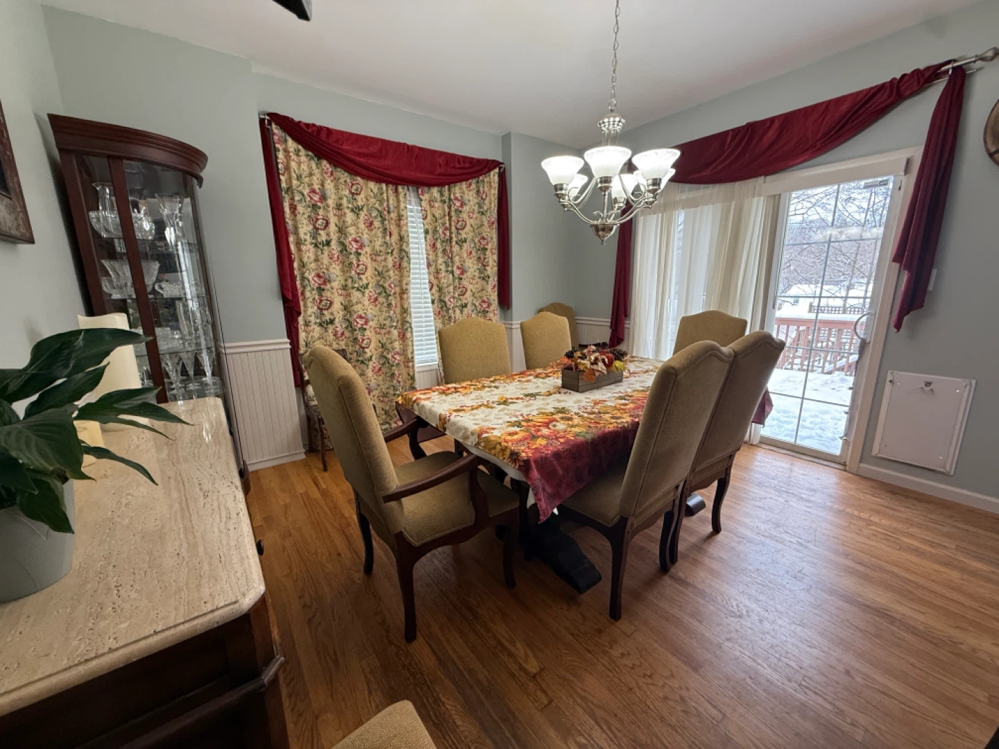 Dining Table with Leaf and Green Cover