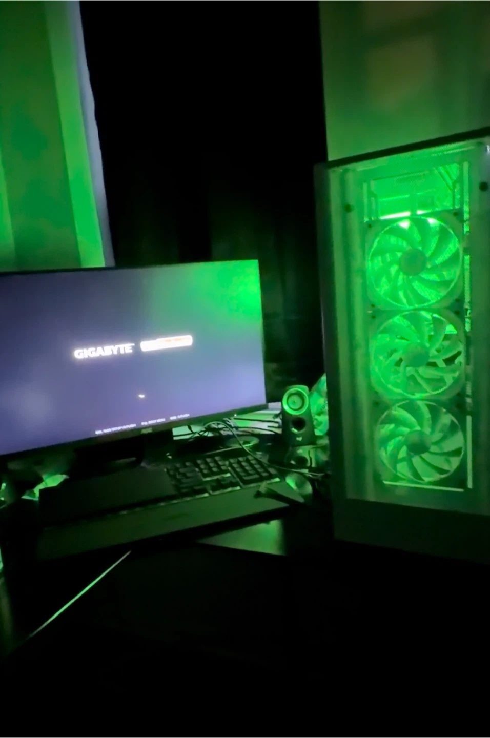 mWhite Gaming computer 7900 XTX | Ryzen 9 7900x