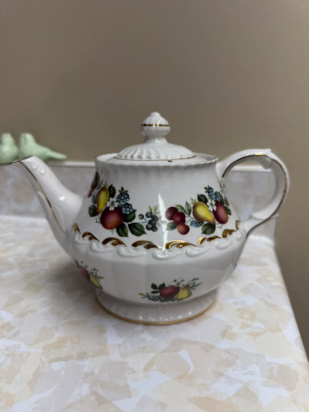 Ellgreave England Ironstone Teapot
