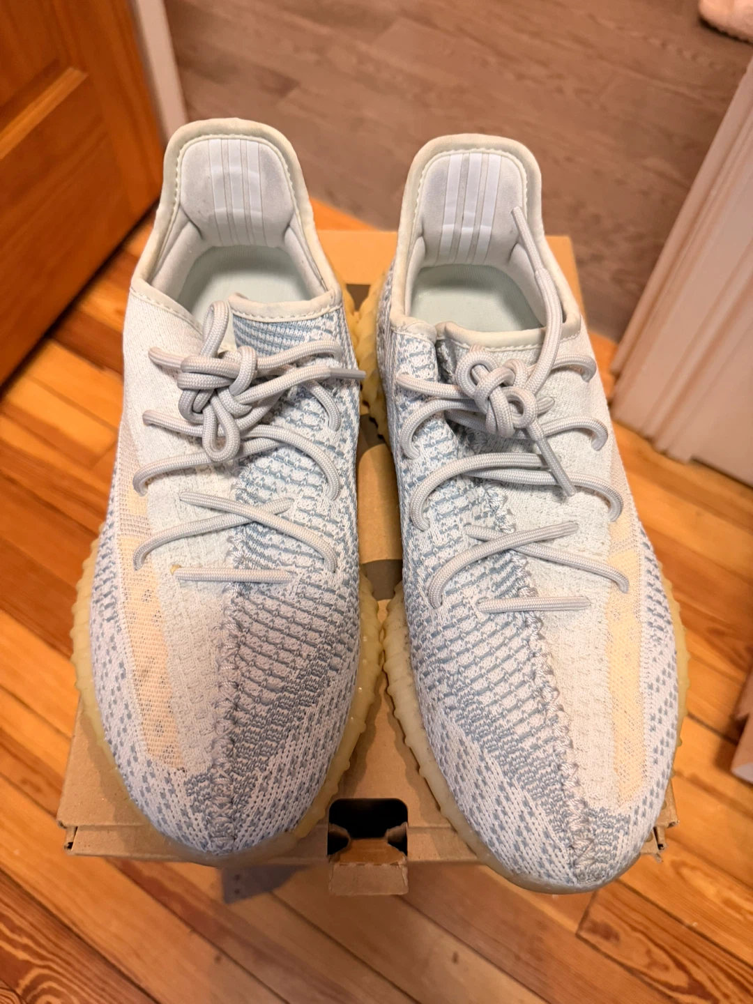 Adidas Yeezy Boost 350 V2 Cloud White US 8.5