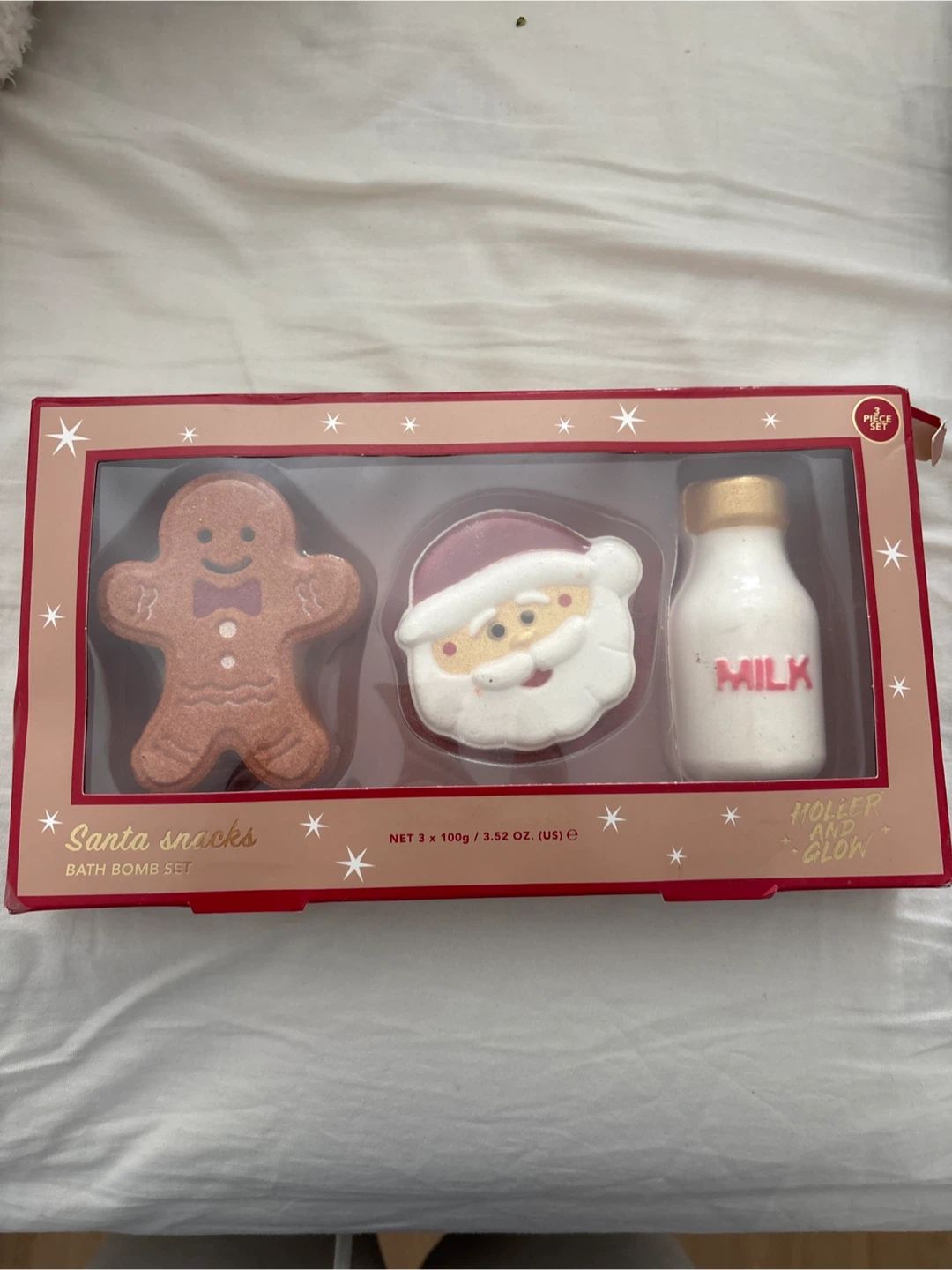 Holler and Glow Santa Snacks Bath Bomb Set