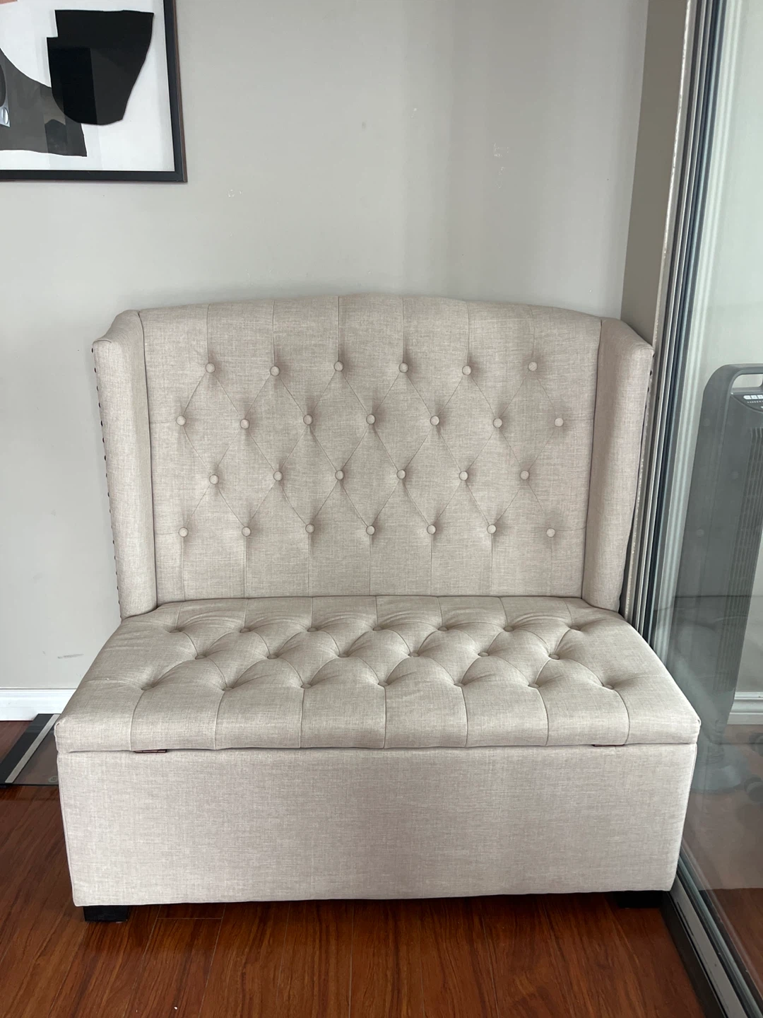Tufted Storage Bench with Backrest