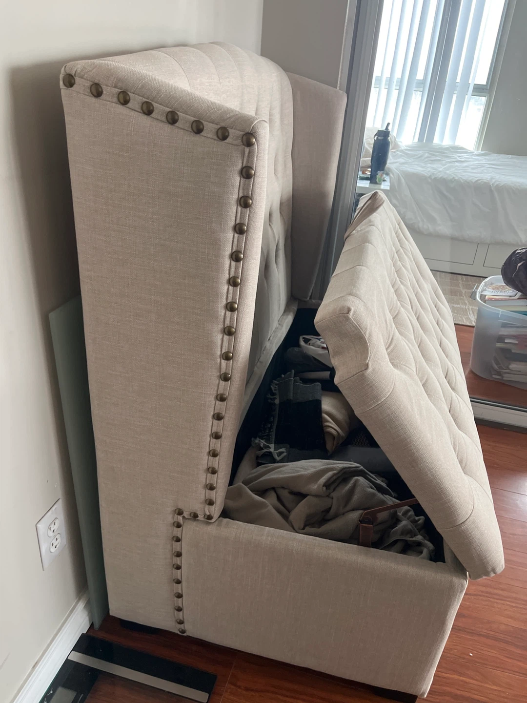 Tufted Storage Bench with Backrest - photo 4