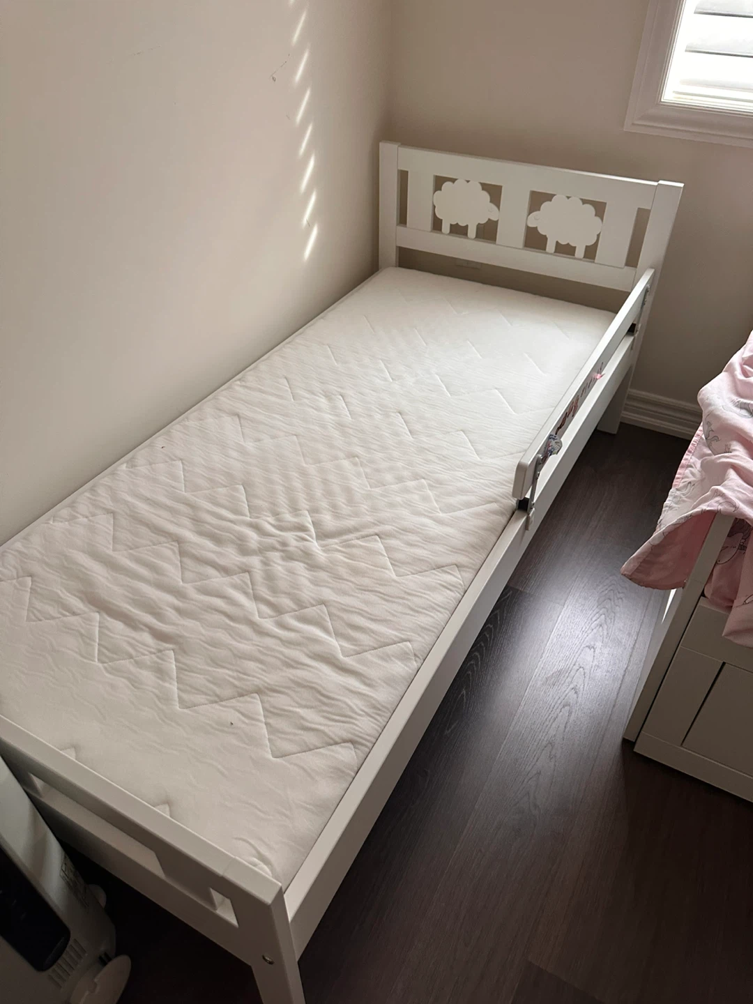 White Toddler Bed with Mattress
