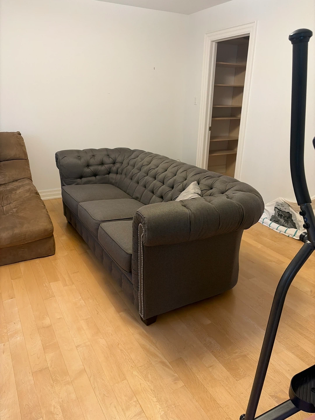 Grey Chesterfield Style Sofa