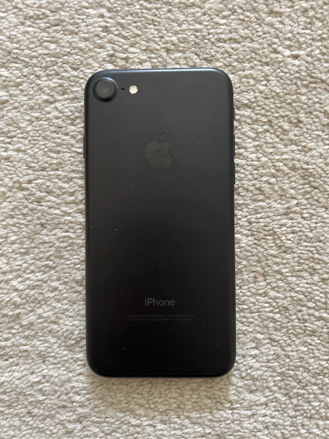 Apple iPhone 7 - Black, 32GB - With Box - photo 3