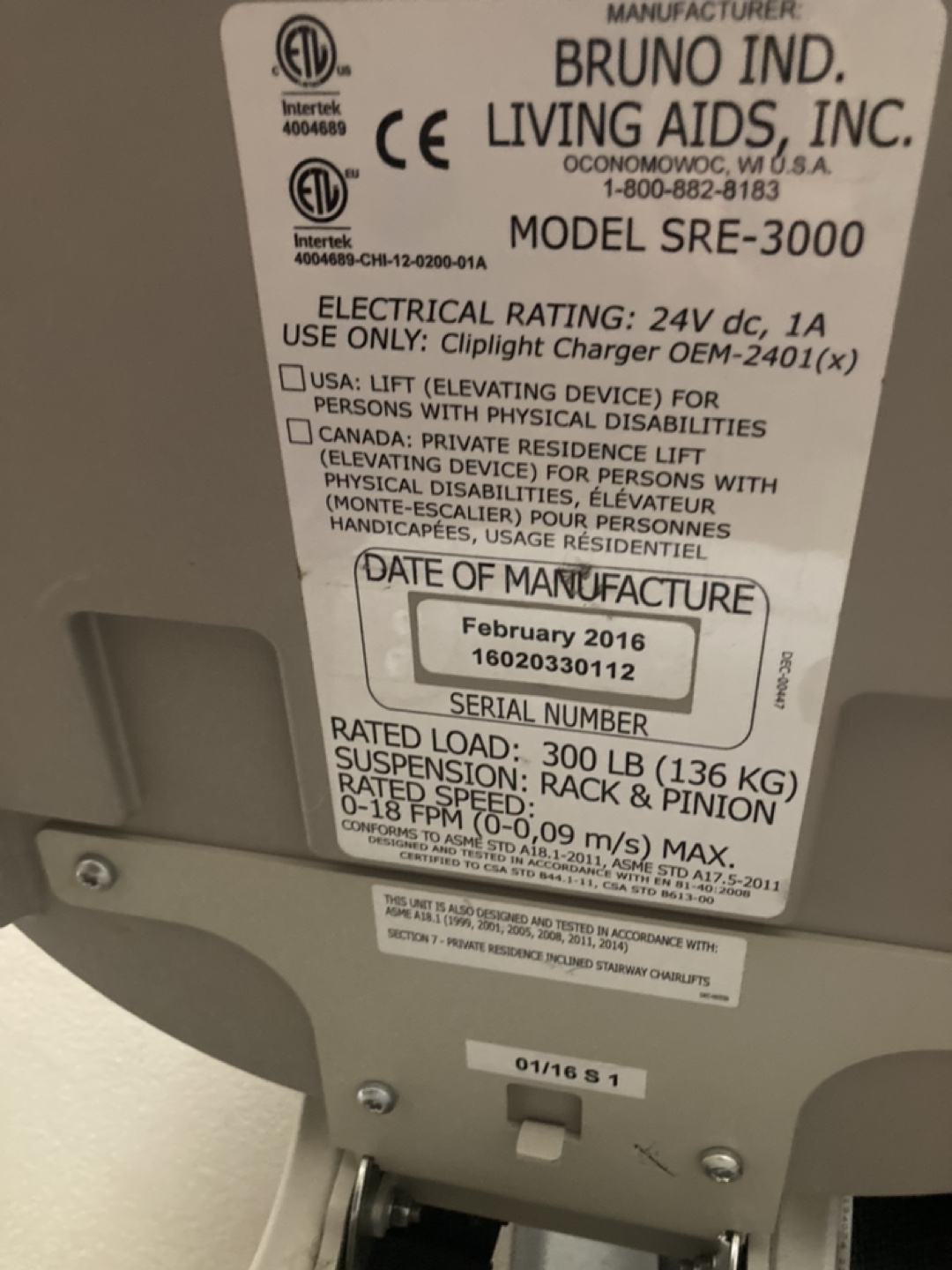 Bruno SRE-3000 Stair Lift - photo 2