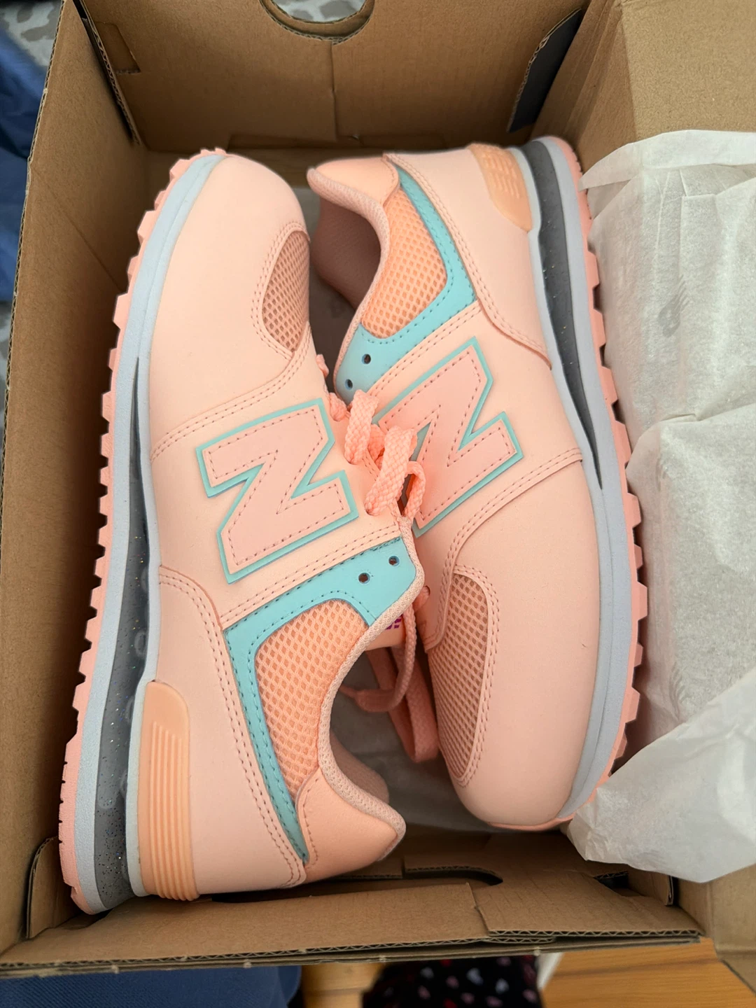 New Balance 574 Sneakers - Peach/Blue