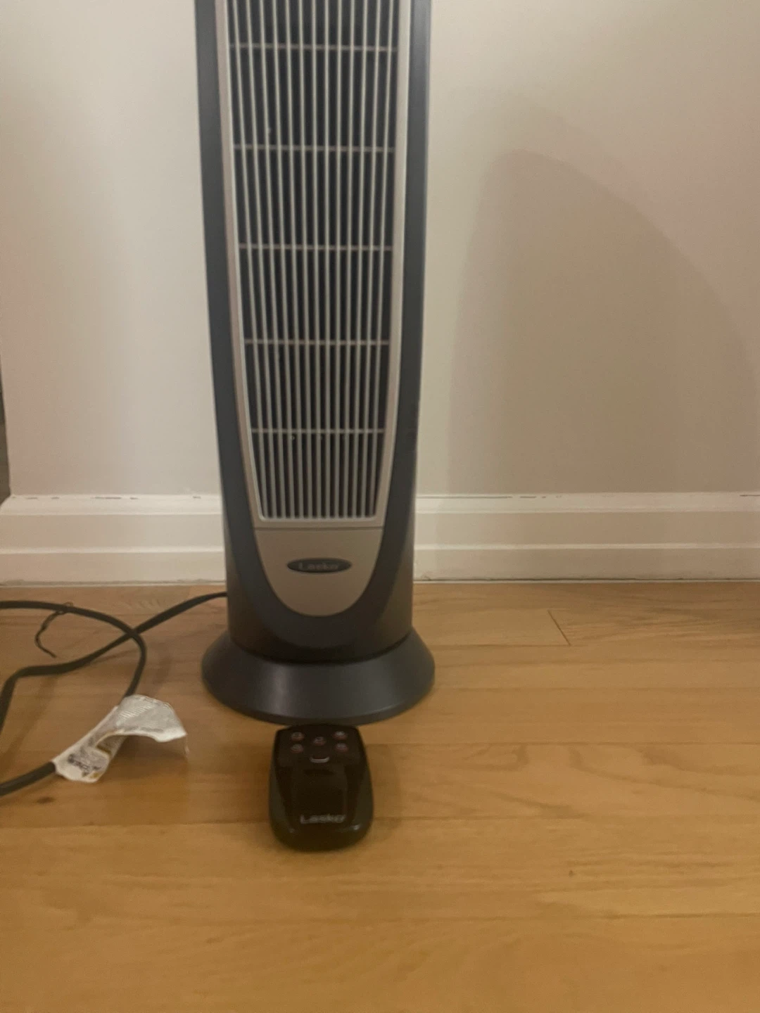 Lasko Digital Ceramic Tower Oscillating Heater with Remote - photo 3
