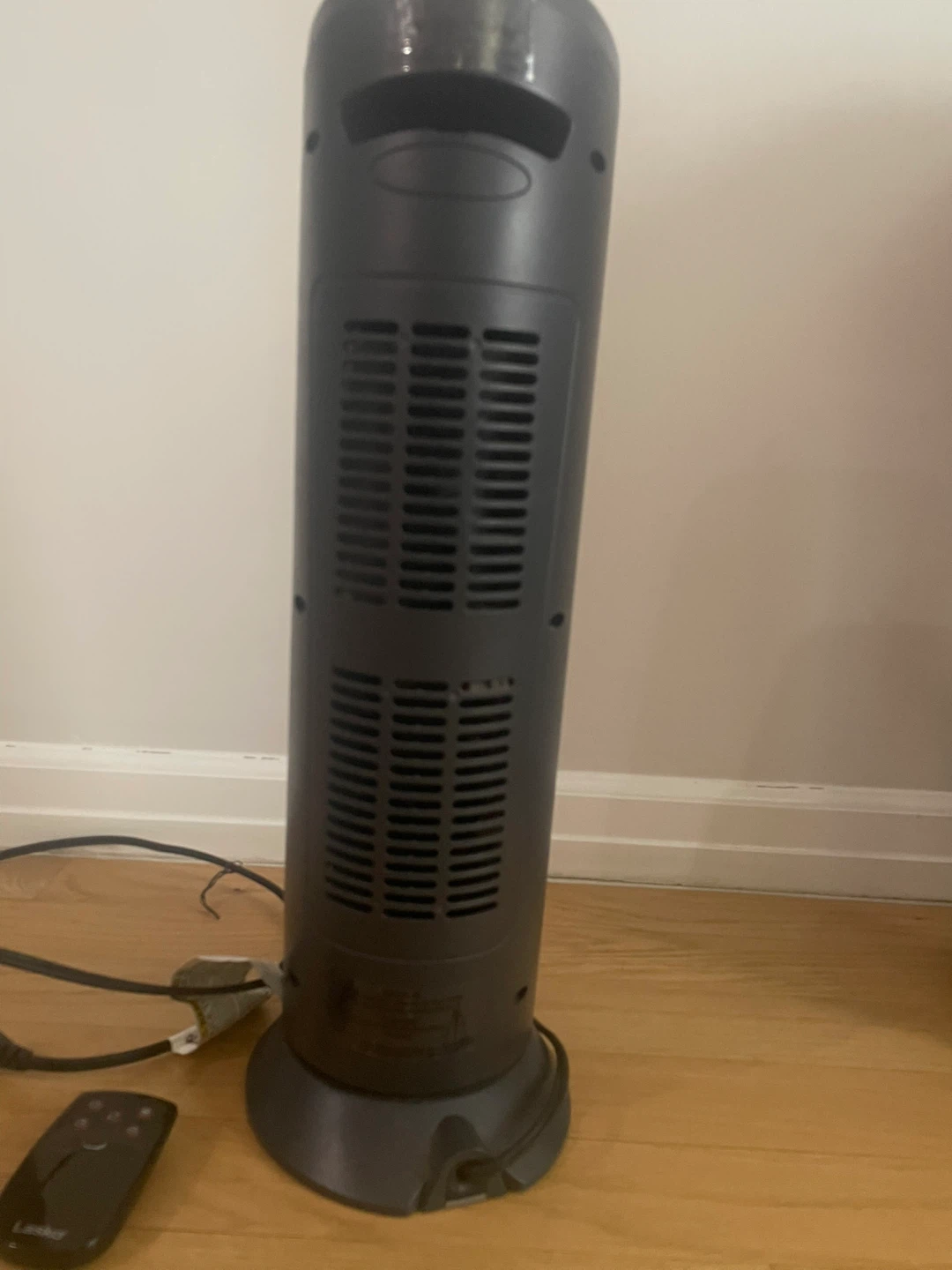 Lasko Digital Ceramic Tower Oscillating Heater with Remote - photo 4