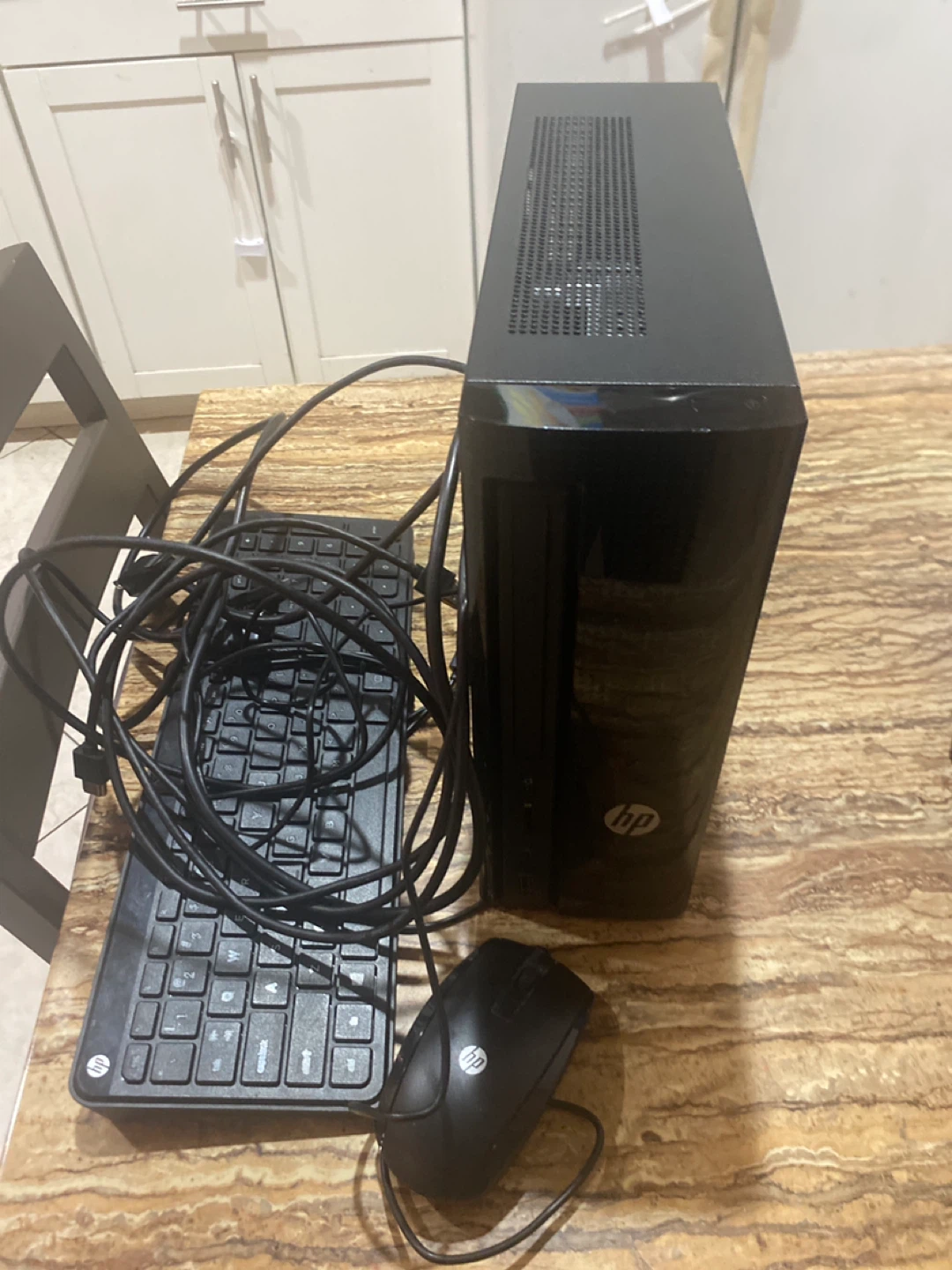 HP Desktop PC with Keyboard and Mouse
