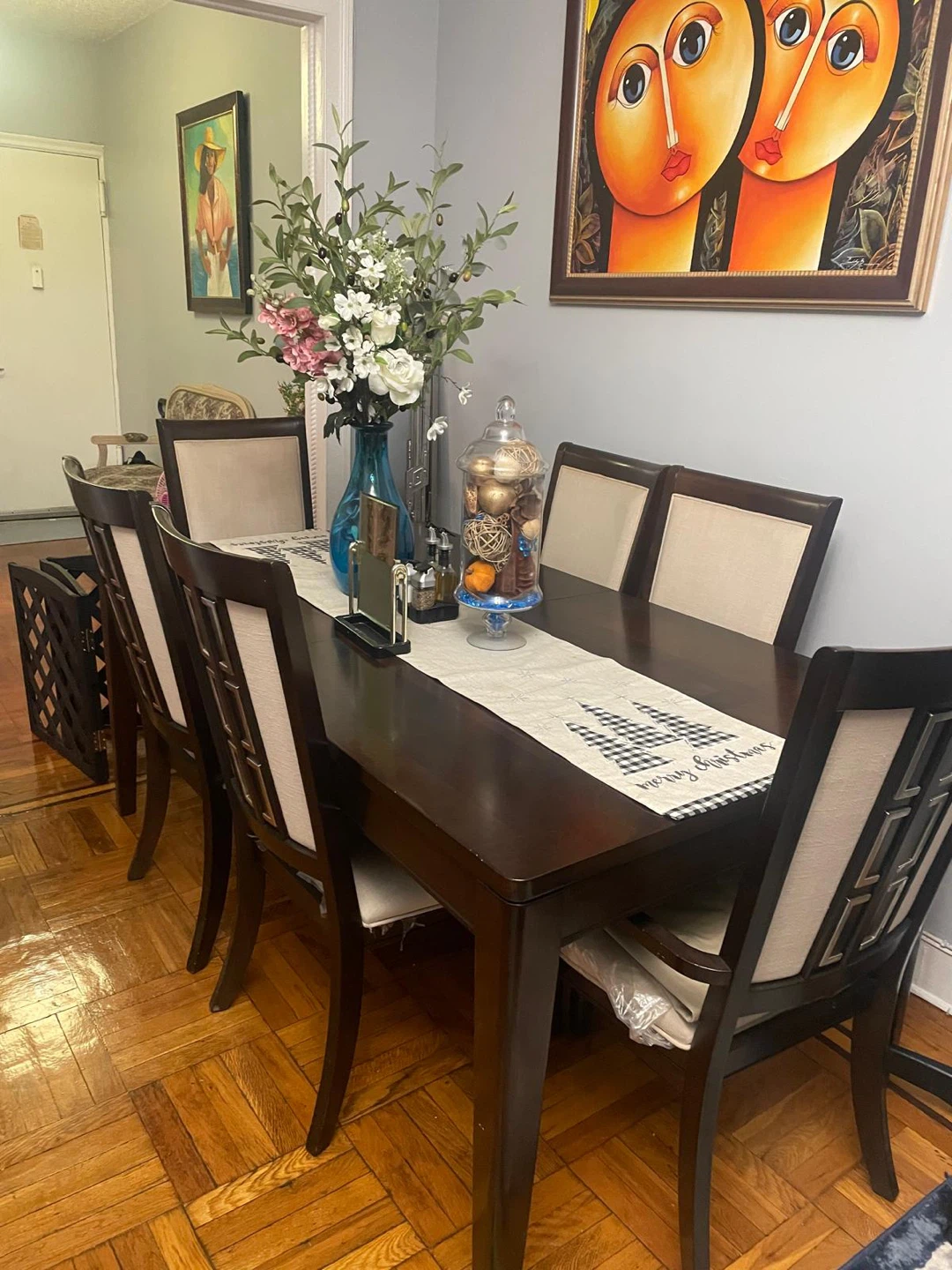 Dining Table with 6 Chairs