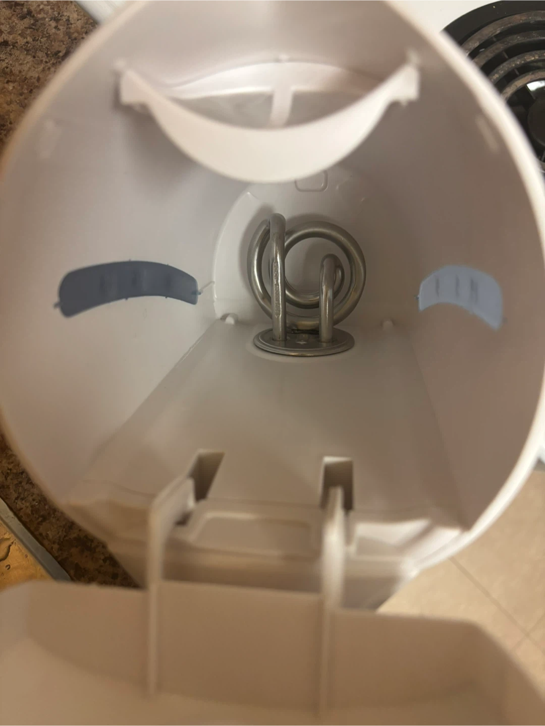 White Electric Kettle - photo 2