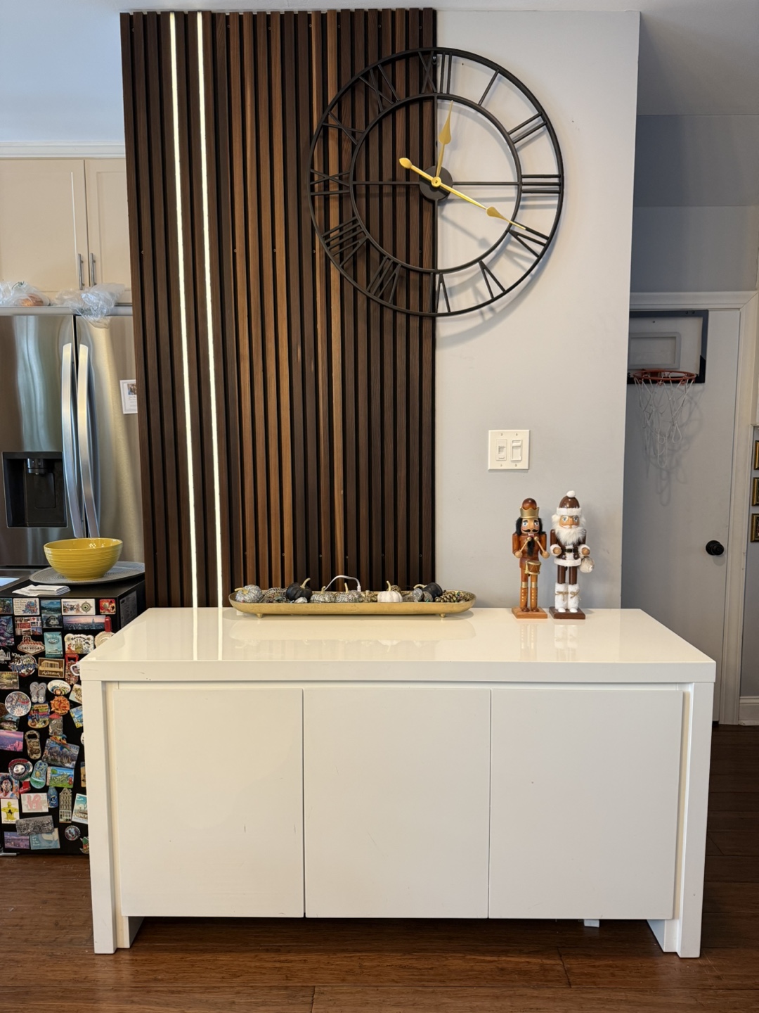 White Lacquer Buffet / Storage Cabinet / TV stand