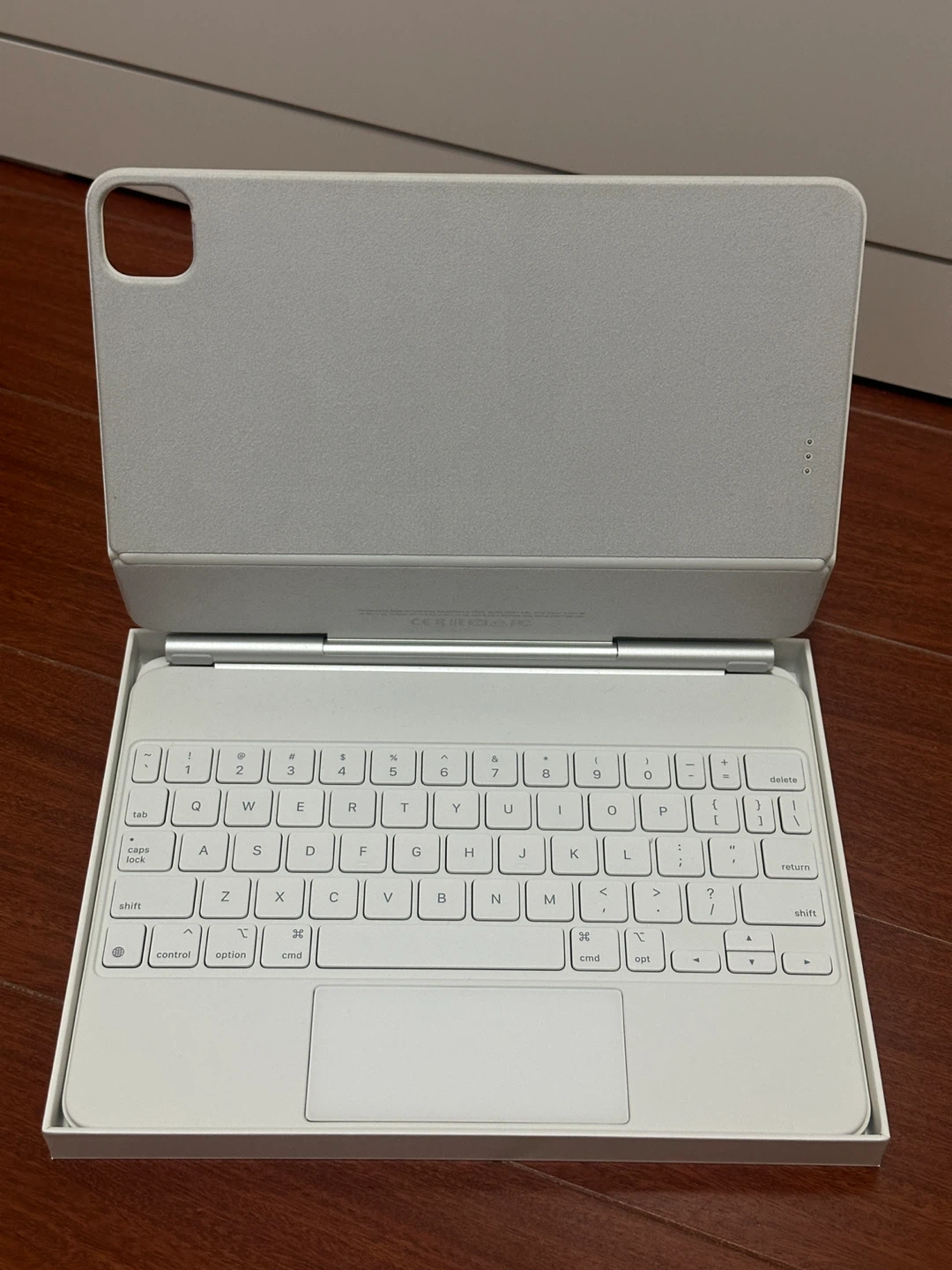 Apple iPad Magic Keyboard - Like New!