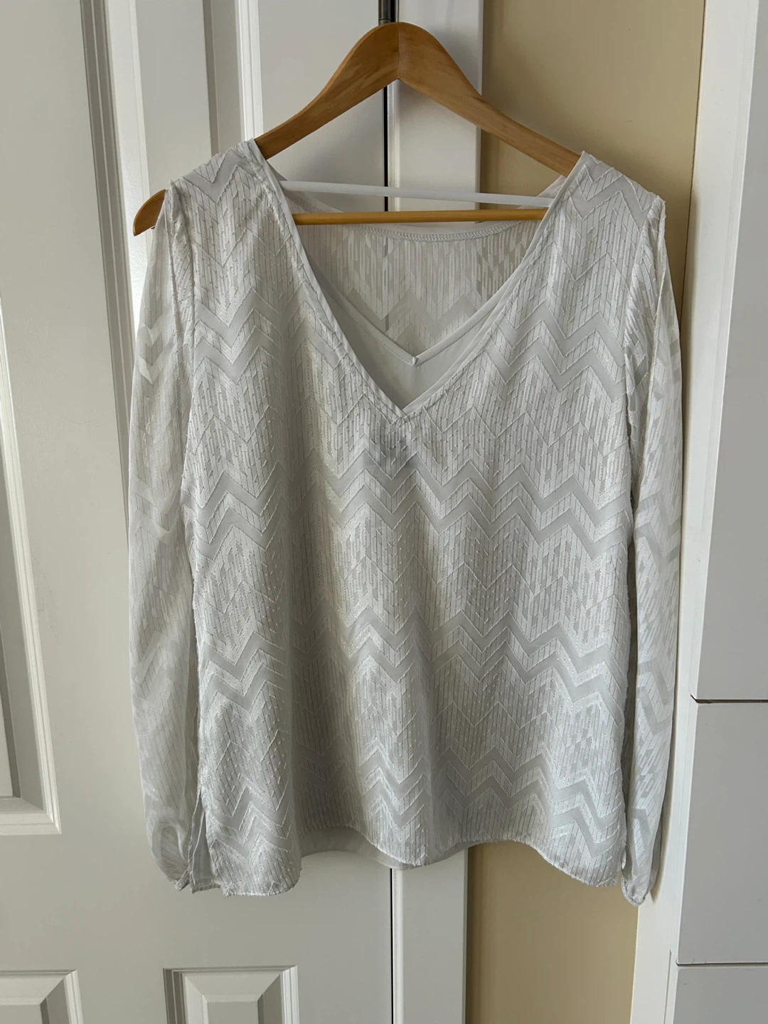 Joseph Ribkoff Blouse - Size 10